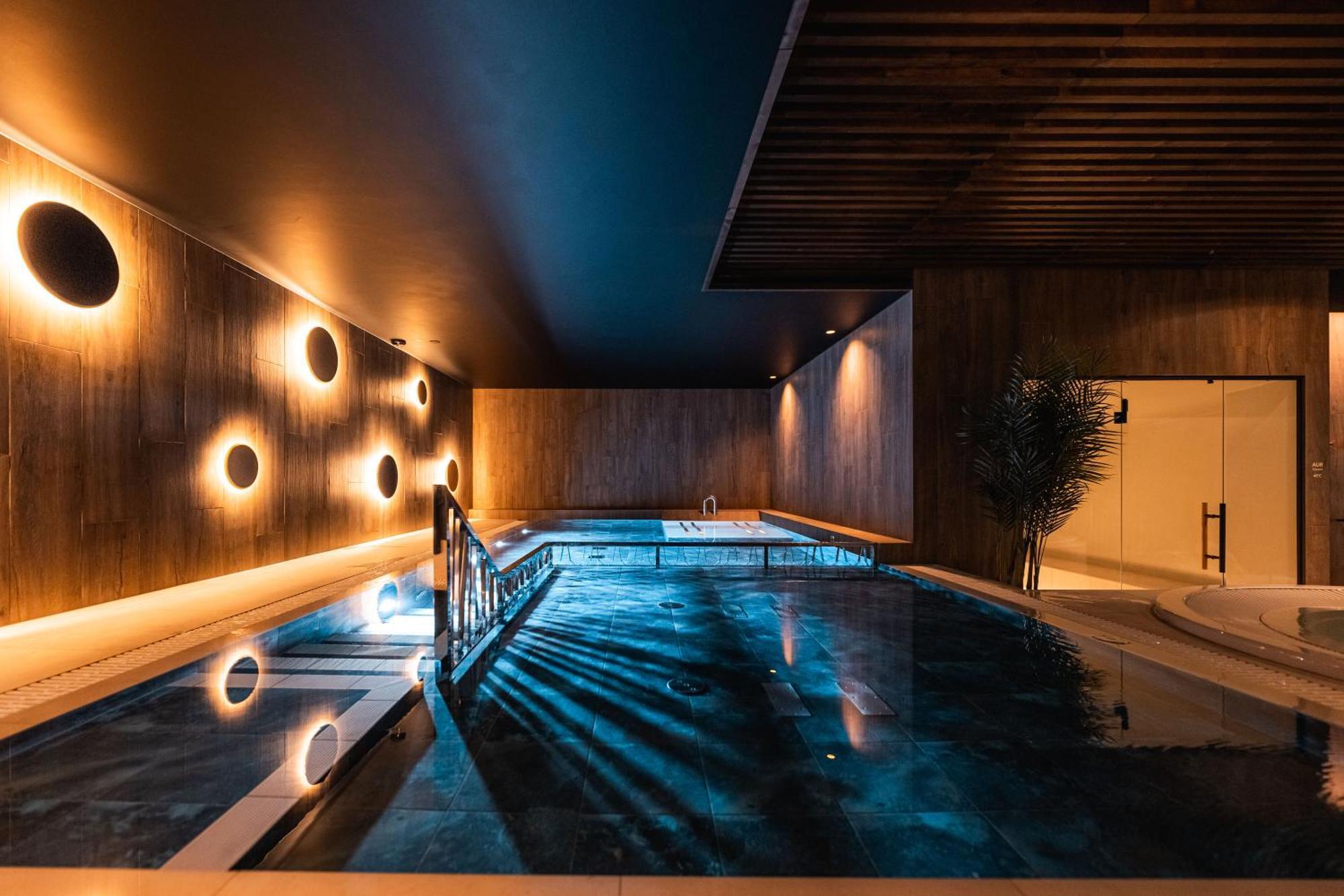 Oe Seaside Suites & Spa Κουρεσάαρε Εξωτερικό φωτογραφία