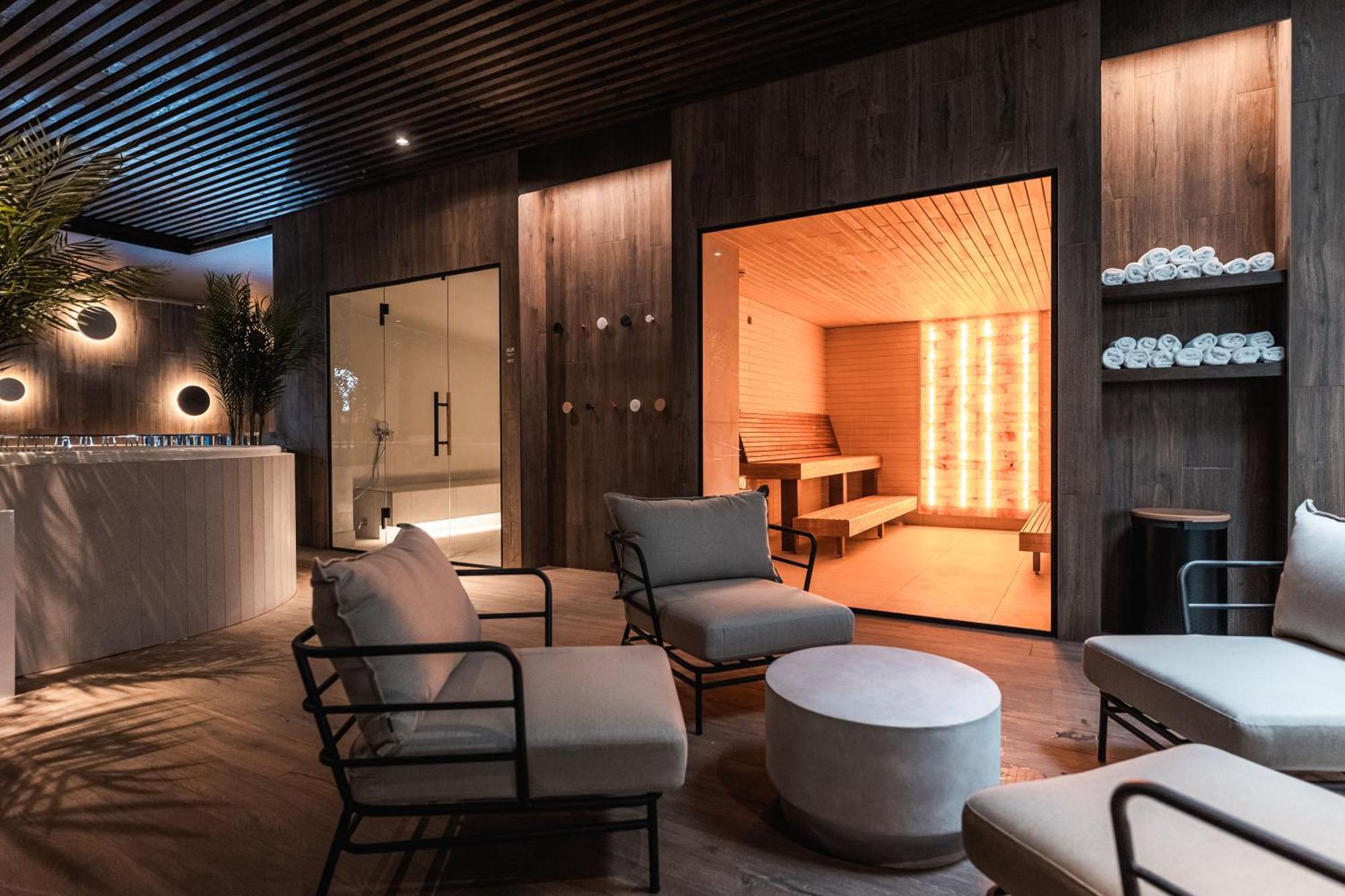Oe Seaside Suites & Spa Κουρεσάαρε Εξωτερικό φωτογραφία