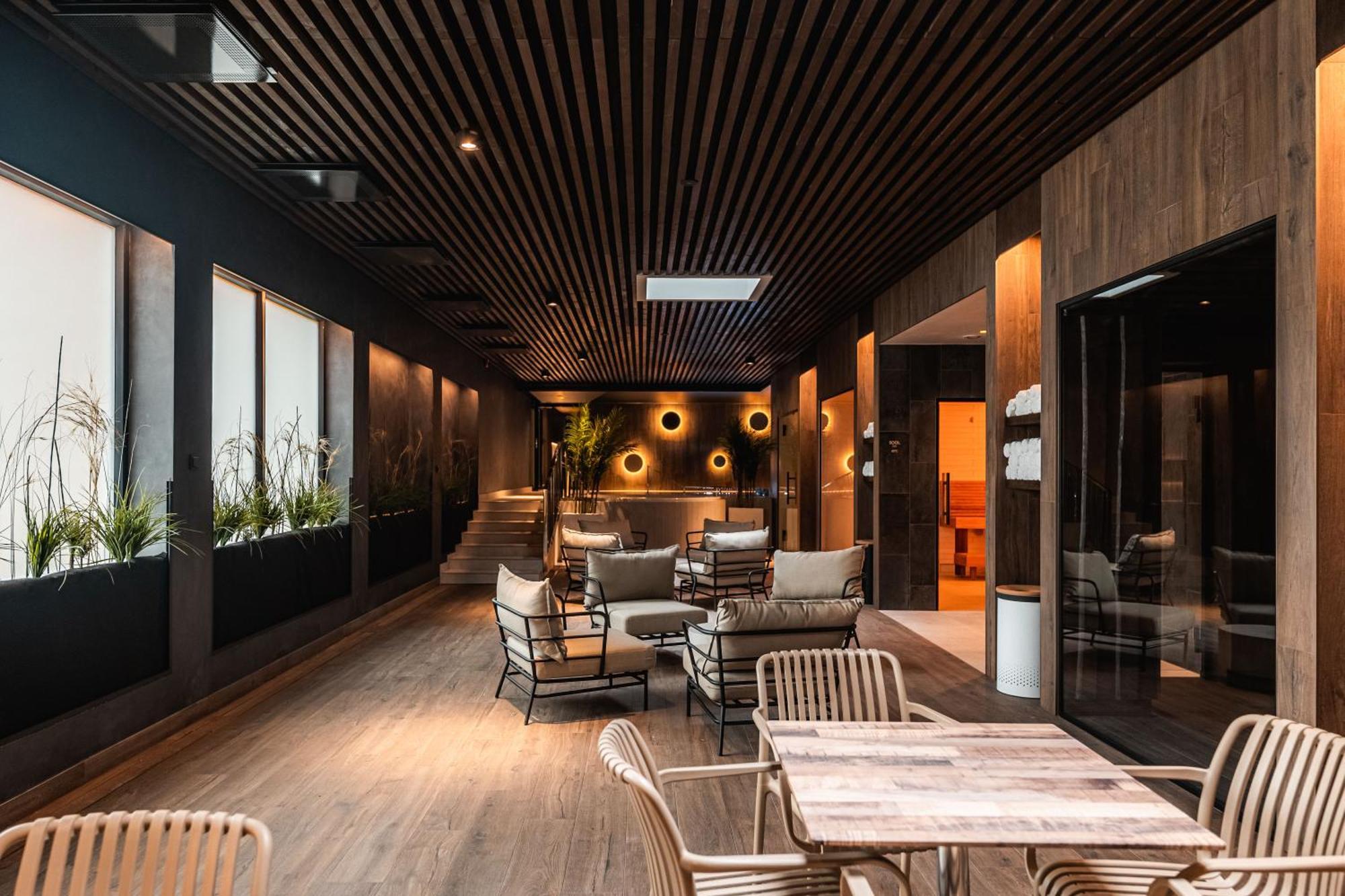 Oe Seaside Suites & Spa Κουρεσάαρε Εξωτερικό φωτογραφία