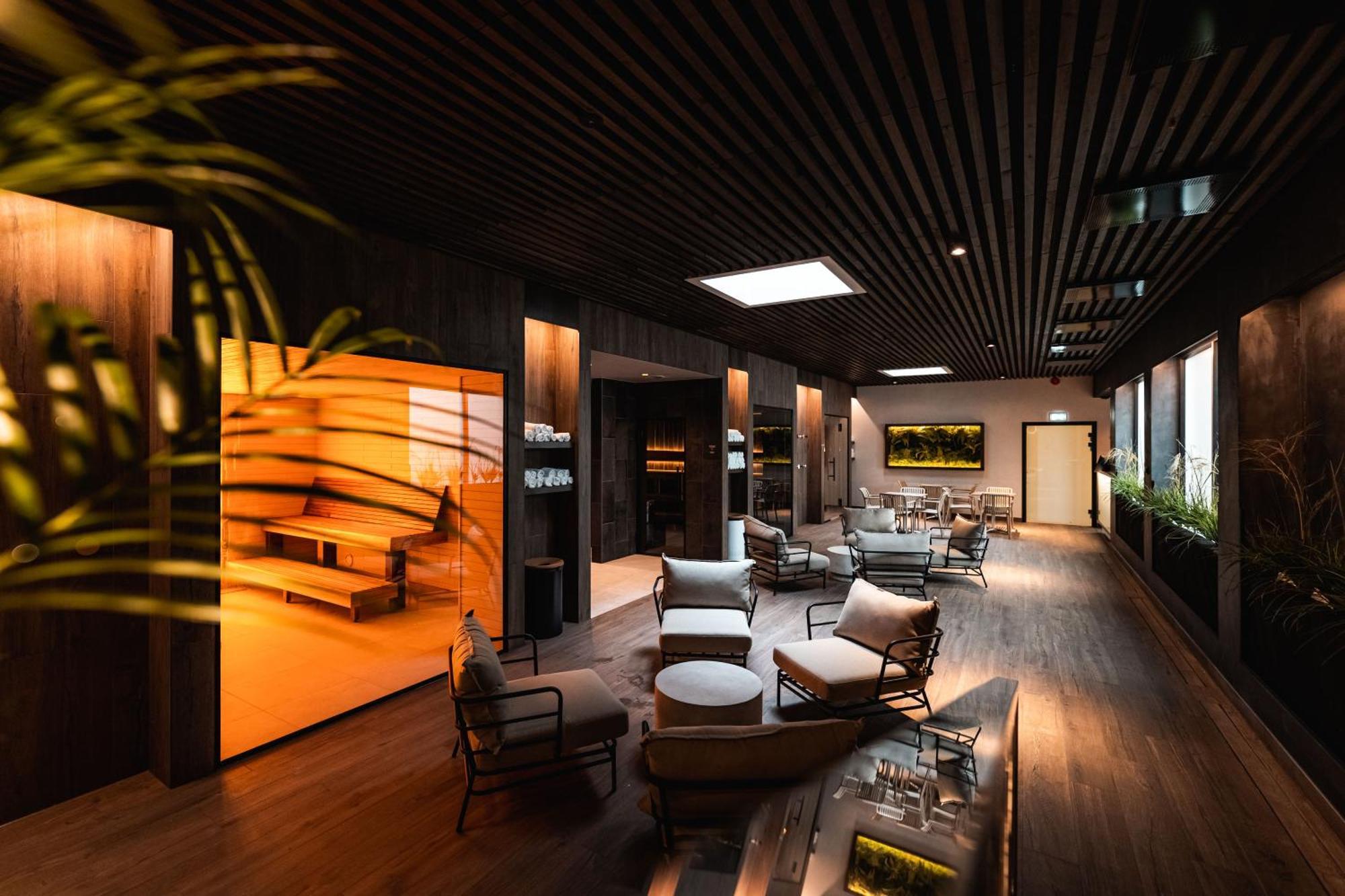 Oe Seaside Suites & Spa Κουρεσάαρε Εξωτερικό φωτογραφία