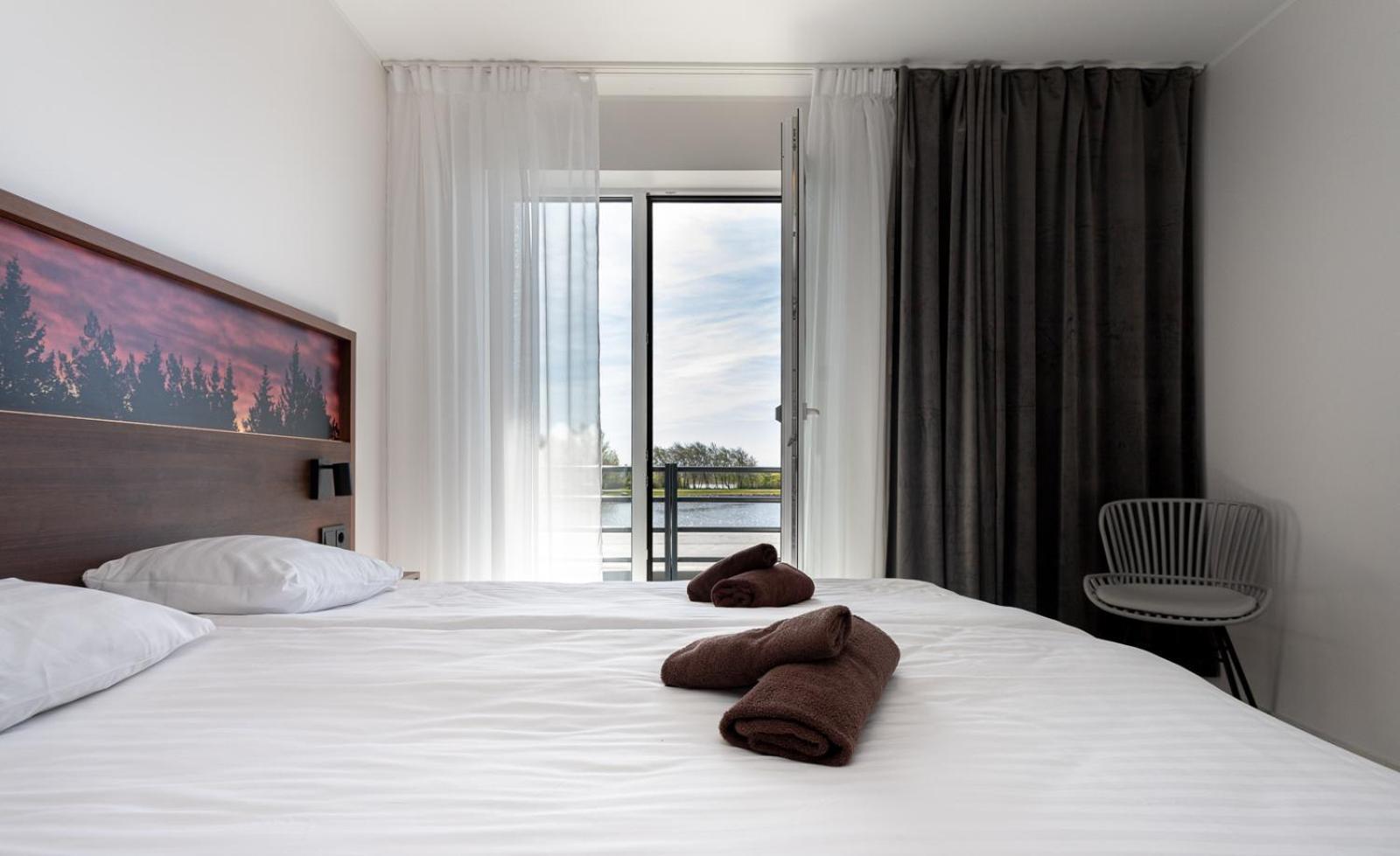 Oe Seaside Suites & Spa Κουρεσάαρε Δωμάτιο φωτογραφία