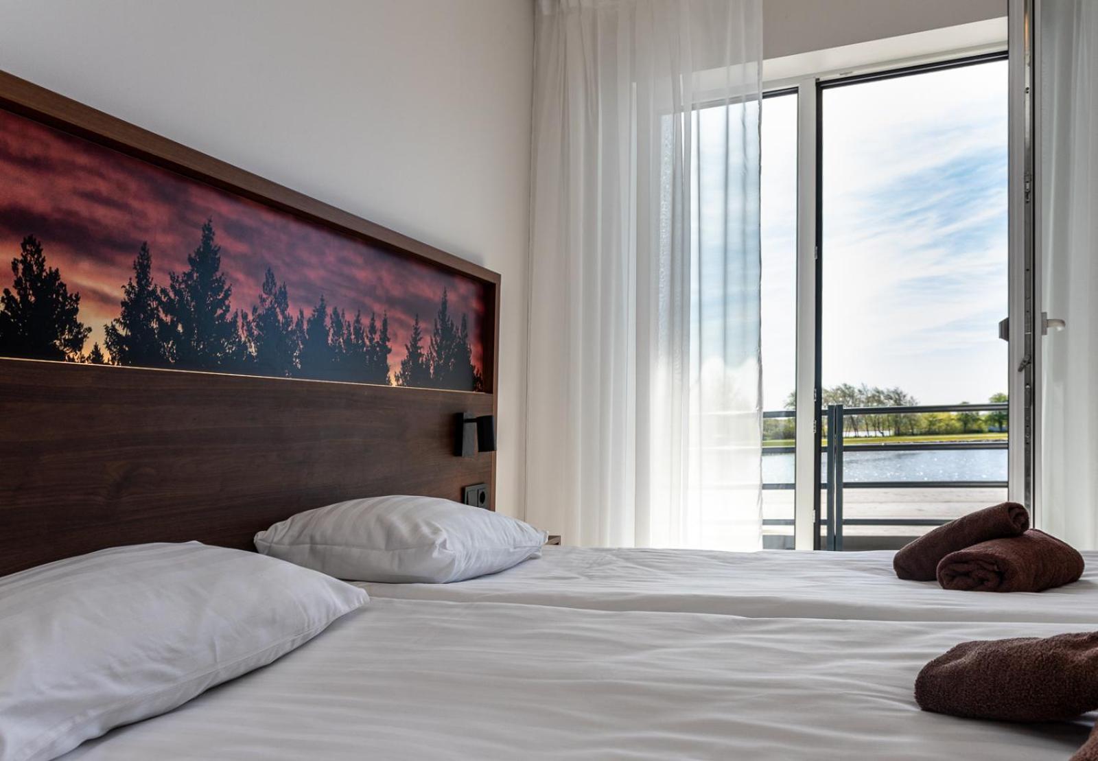 Oe Seaside Suites & Spa Κουρεσάαρε Εξωτερικό φωτογραφία